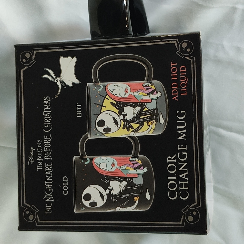 Disney Black and Red Color Change Mug with Characters - Picture 3 of 5